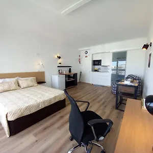  Apartamento Tarik
